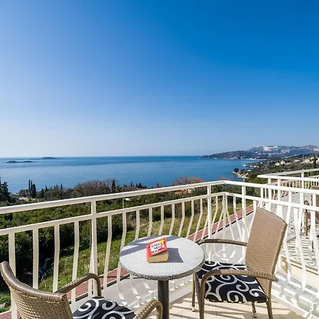Samba - Luxury One-bedroom With Balcony And Sea View Apartman *