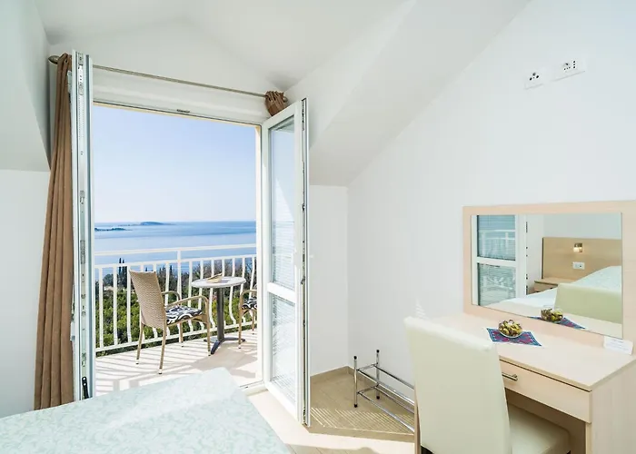 Apartman Samba - Luxury One-bedroom With Balcony And Sea View Mlini