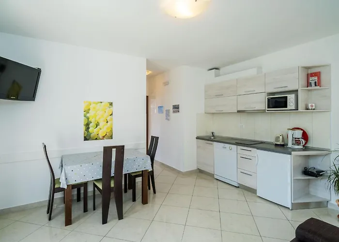 Samba - Luxury One-bedroom With Balcony And Sea View Apartman