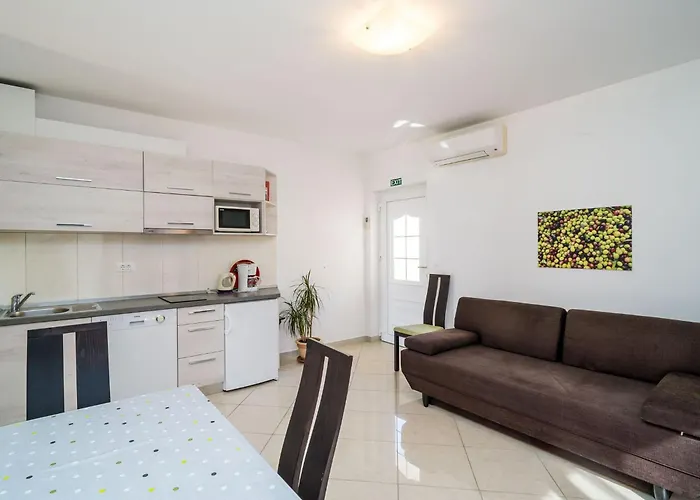 Samba - Luxury One-bedroom With Balcony And Sea View Apartman *