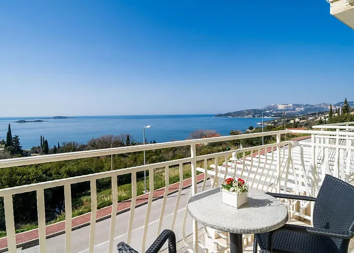 Samba - Luxury One-bedroom With Balcony And Sea View Apartman Mlini