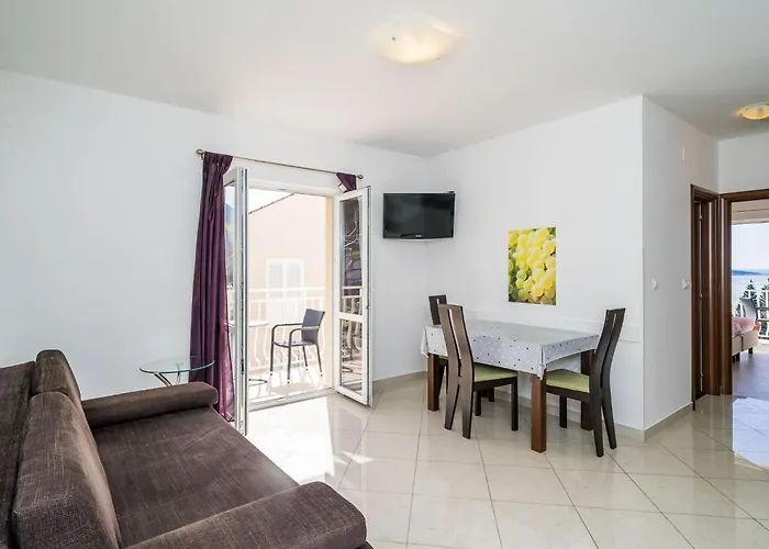 Apartman Samba - Luxury One-bedroom With Balcony And Sea View Mlini