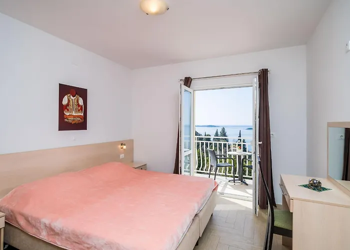 Apartman Samba - Luxury One-bedroom With Balcony And Sea View