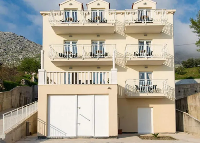 Apartman Samba - Luxury One-bedroom With Balcony And Sea View Mlini