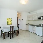 Samba - Luxury One-bedroom With Balcony And Sea View Apartment