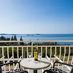 Samba - Luxury One-bedroom With Balcony And Sea View