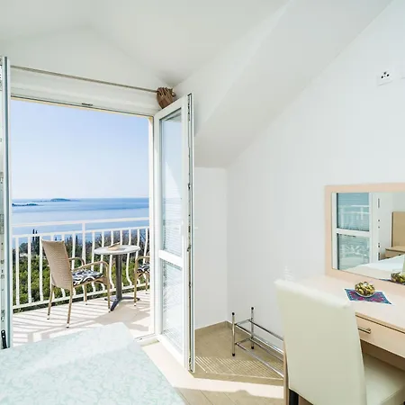 Apartment Samba - Luxury One-bedroom With Balcony And Sea View Mlini