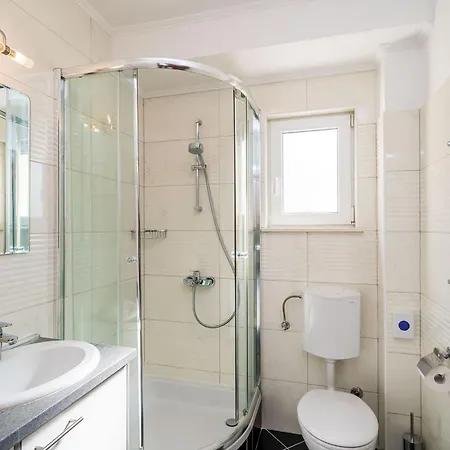 Samba - Luxury One-bedroom With Balcony And Sea View Apartment