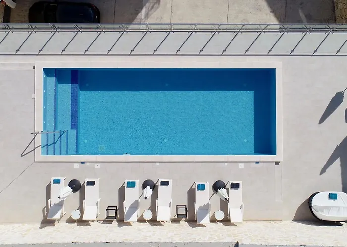 Samba - Luxury One-bedroom With Balcony And Sea View